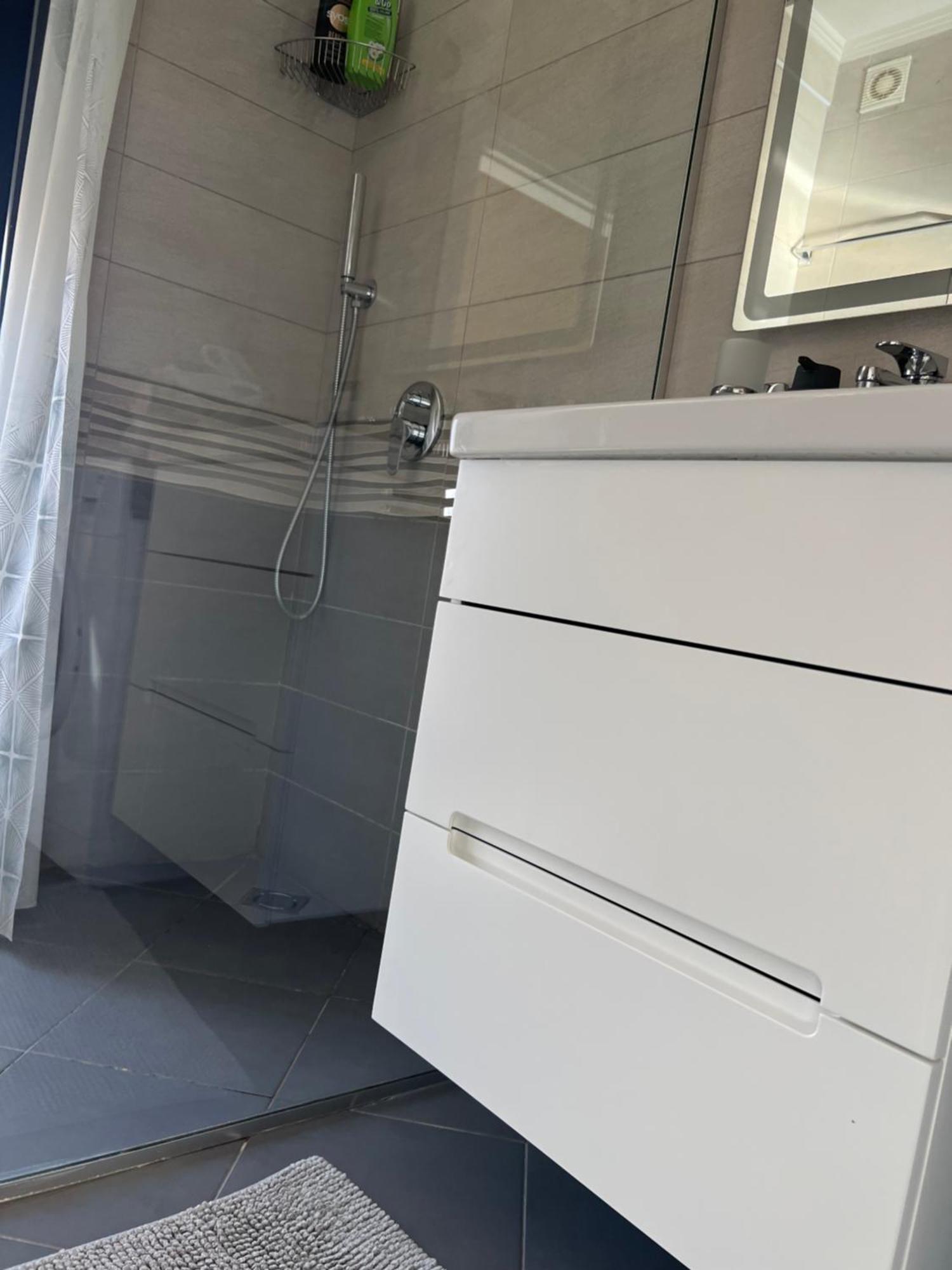 Nemis Apartments In The Centre Of Tirana Four Free Parking Экстерьер фото