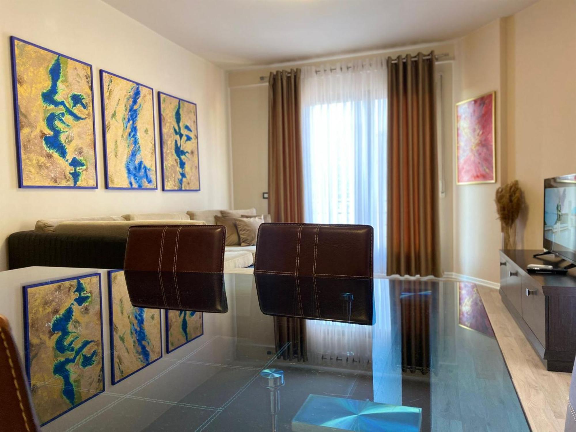 Nemis Apartments In The Centre Of Tirana Four Free Parking Экстерьер фото