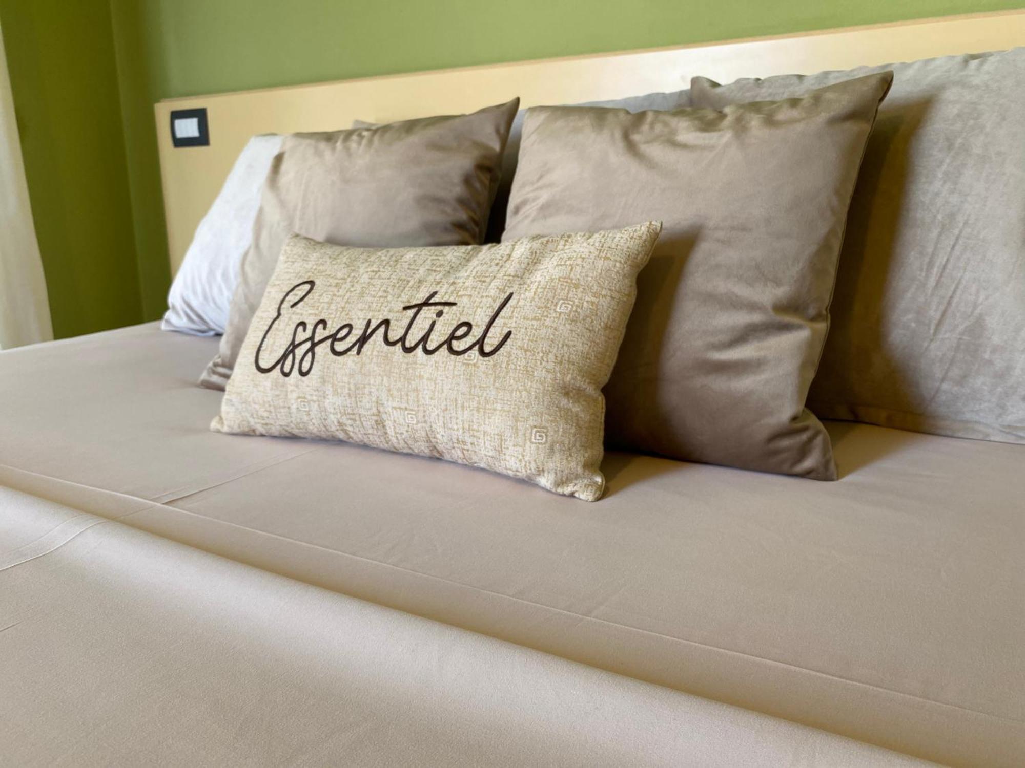 Nemis Apartments In The Centre Of Tirana Four Free Parking Экстерьер фото