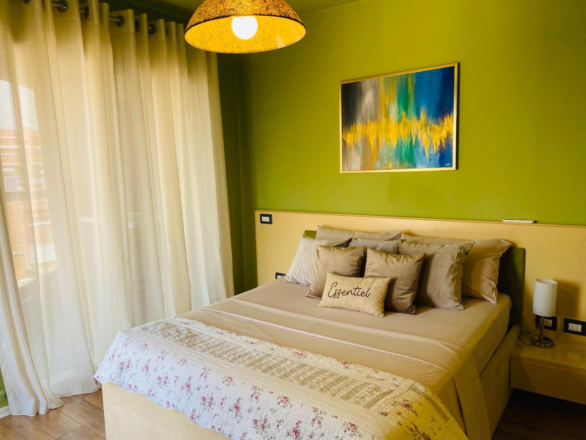 Nemis Apartments In The Centre Of Tirana Four Free Parking Экстерьер фото